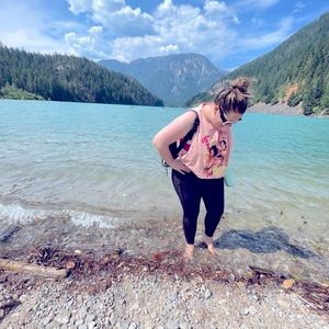 Meet your Posher, Vanessa